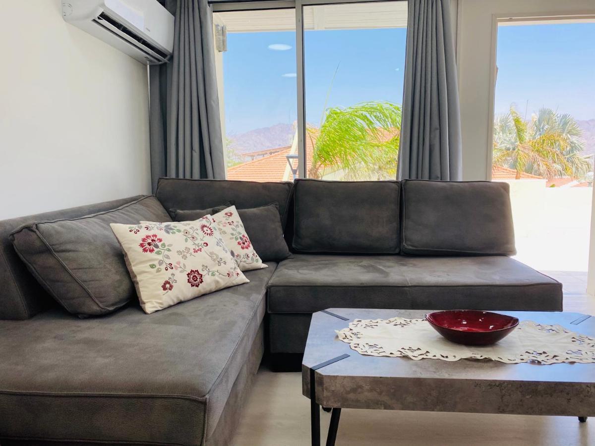 Perfect Southern Getaway With Balcony Eilat Bagian luar foto